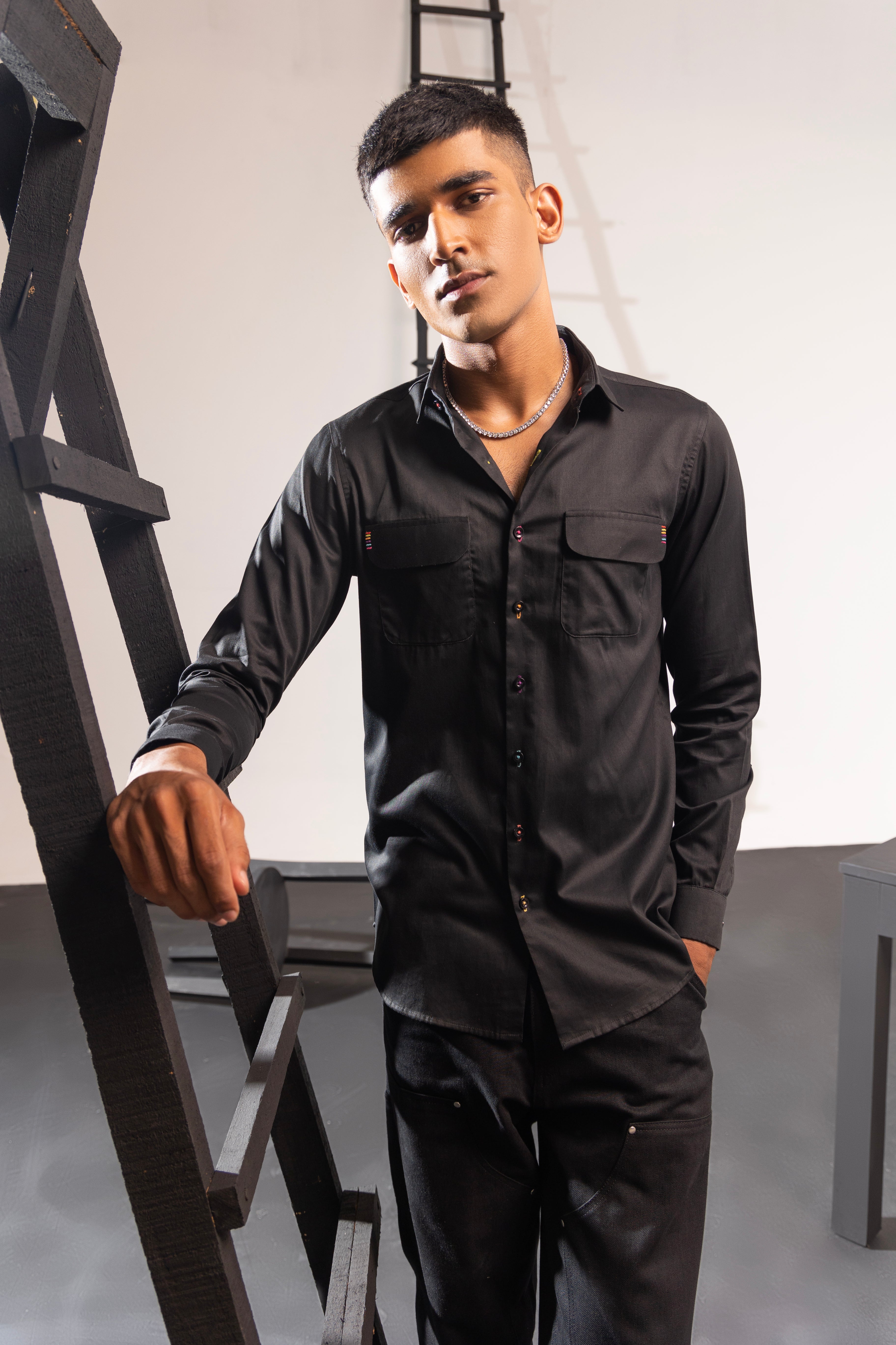 Solid Black Tab