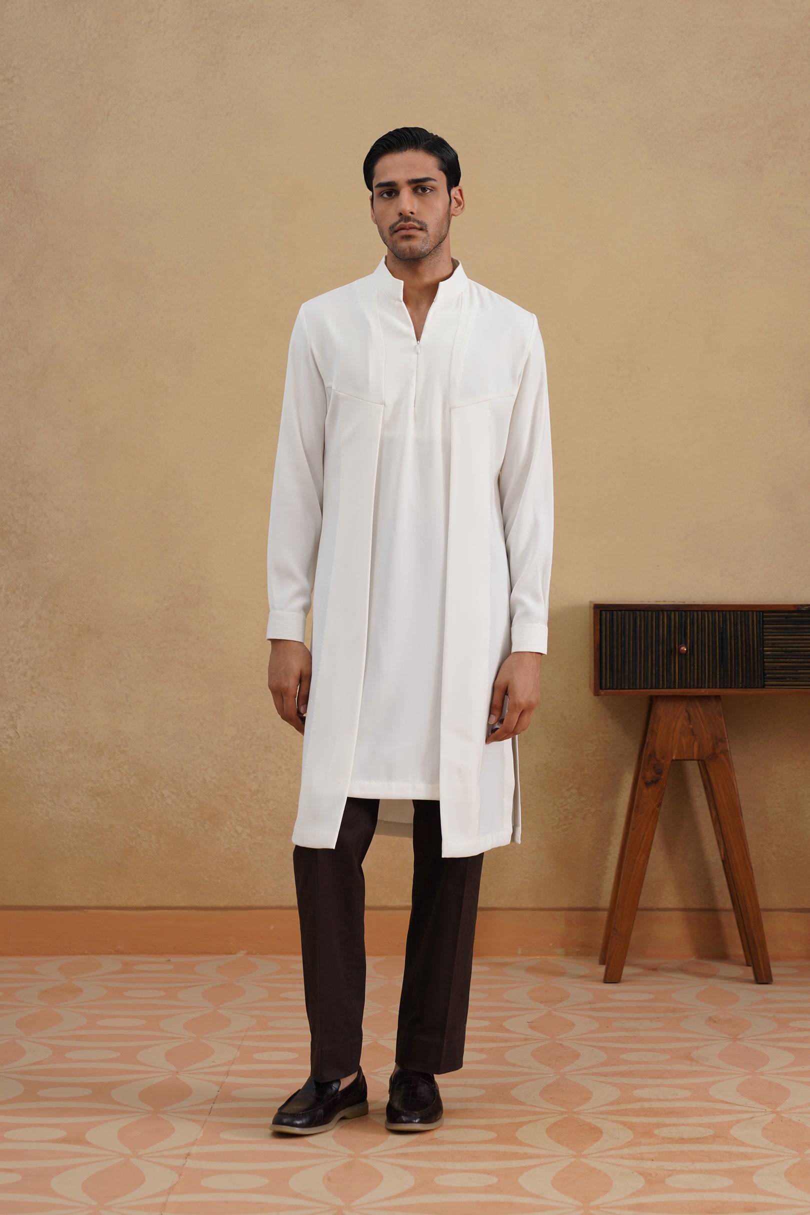 WHITE ODYSSEY KURTA