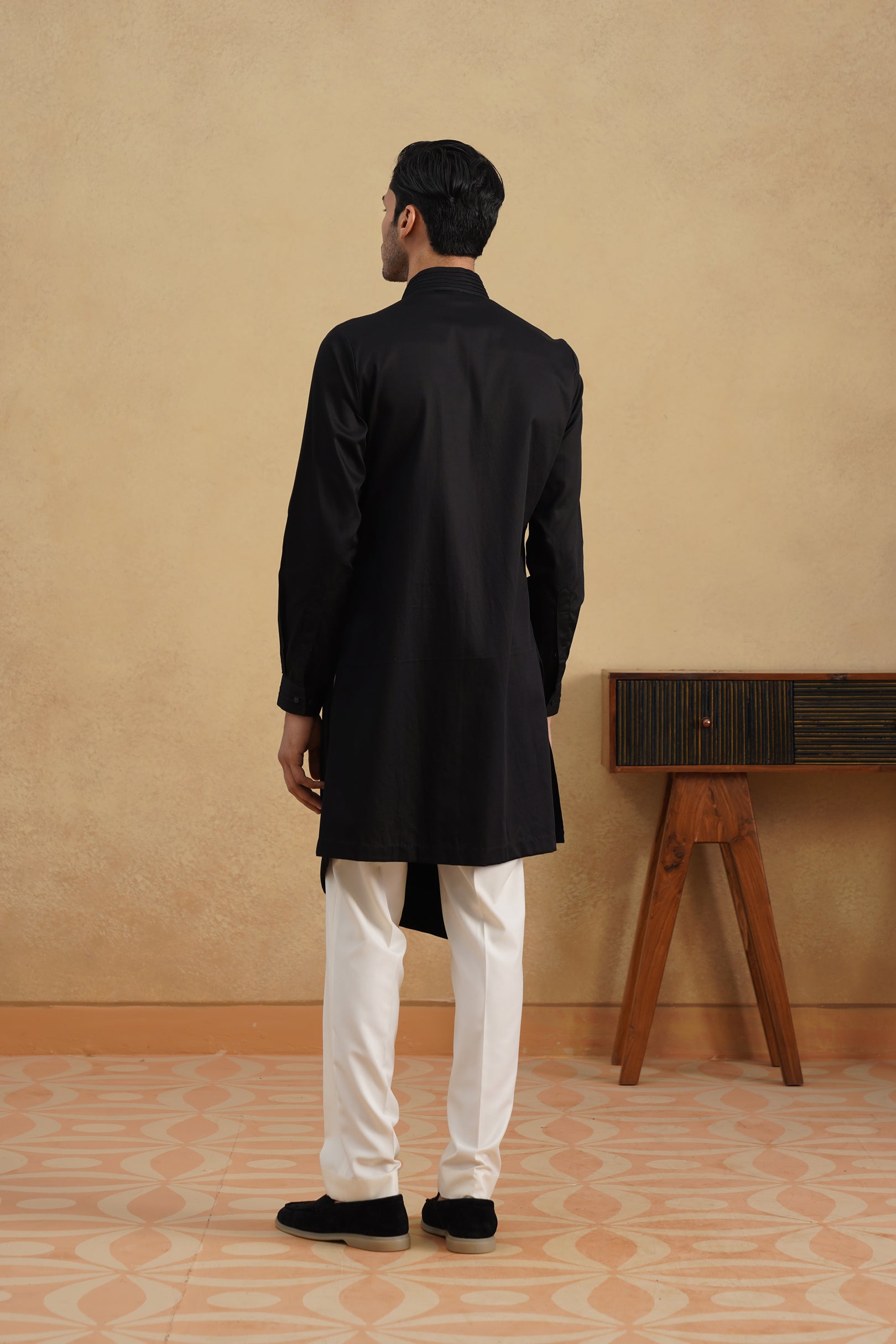 LUXE BLK KURTA