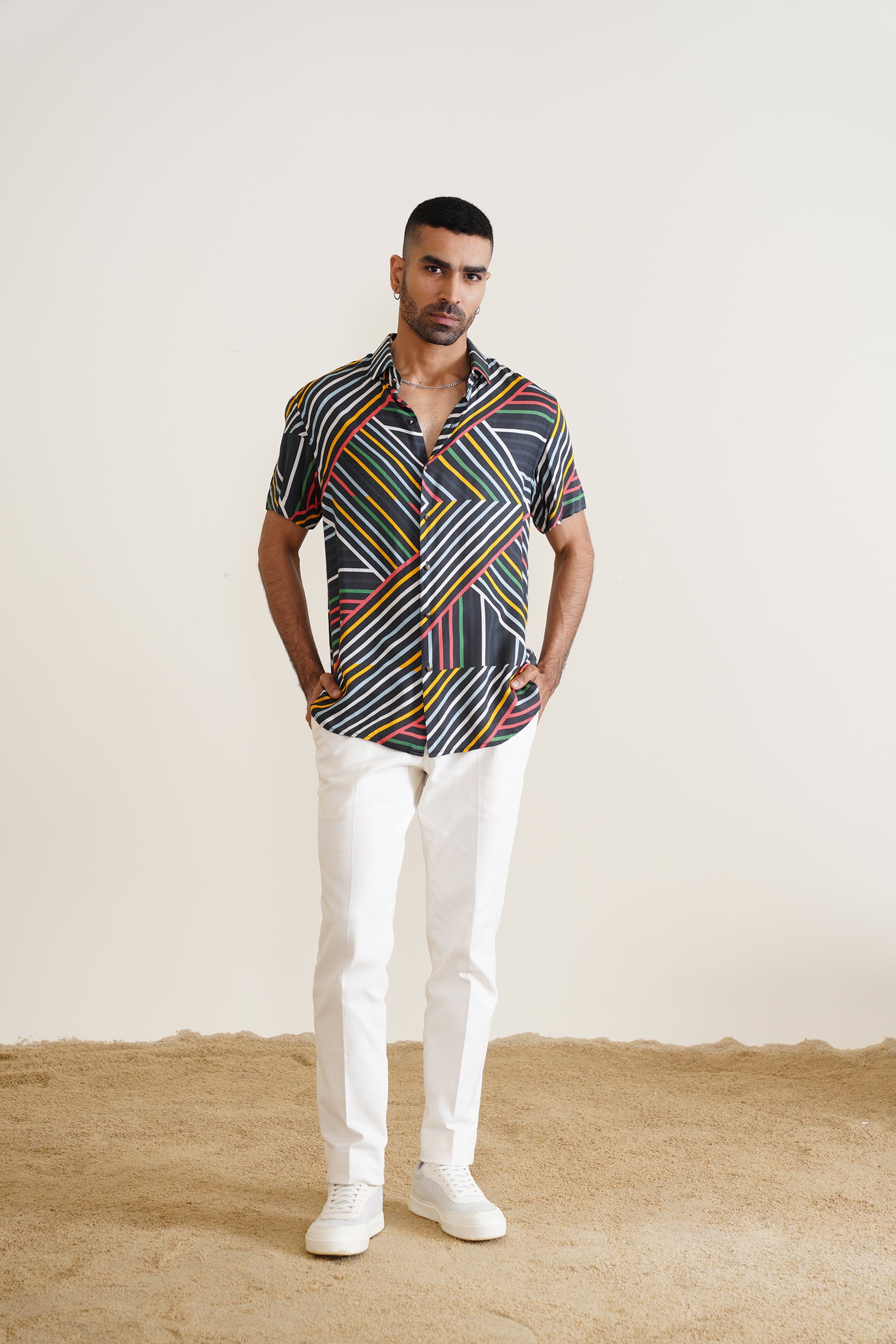 Linear shirt
