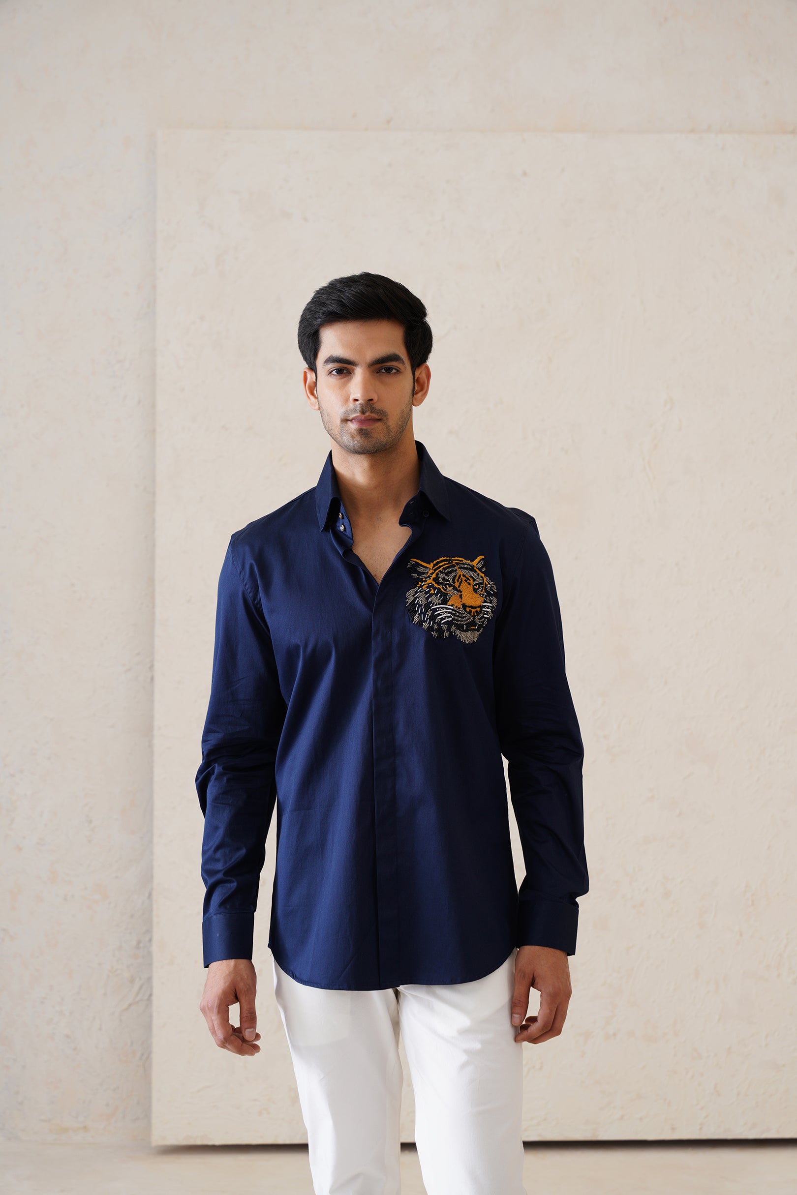 ROAR NAVY SHIRT