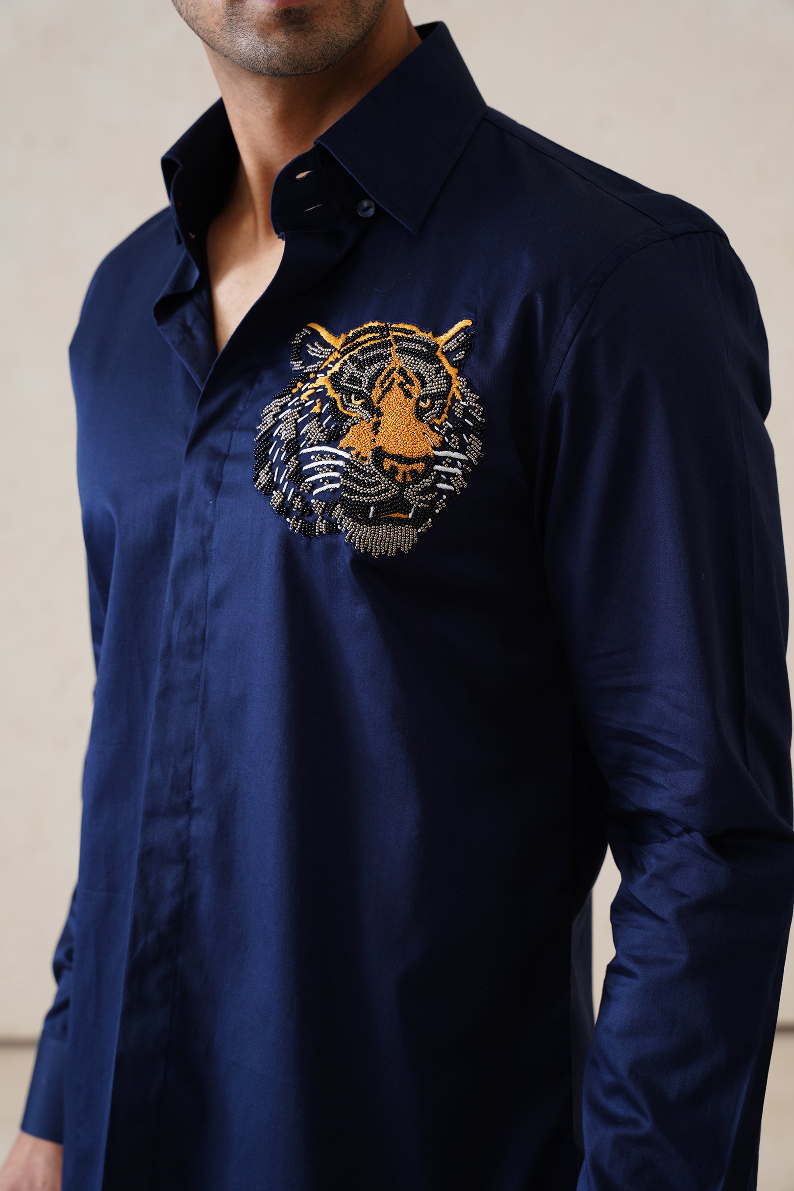 ROAR NAVY SHIRT