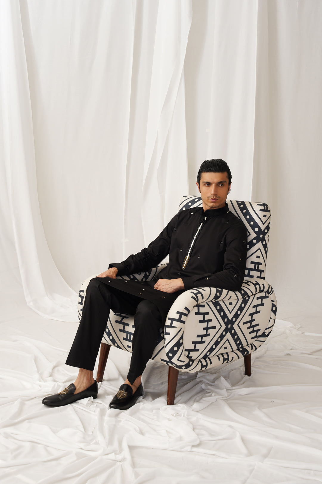 Krsna Kurta