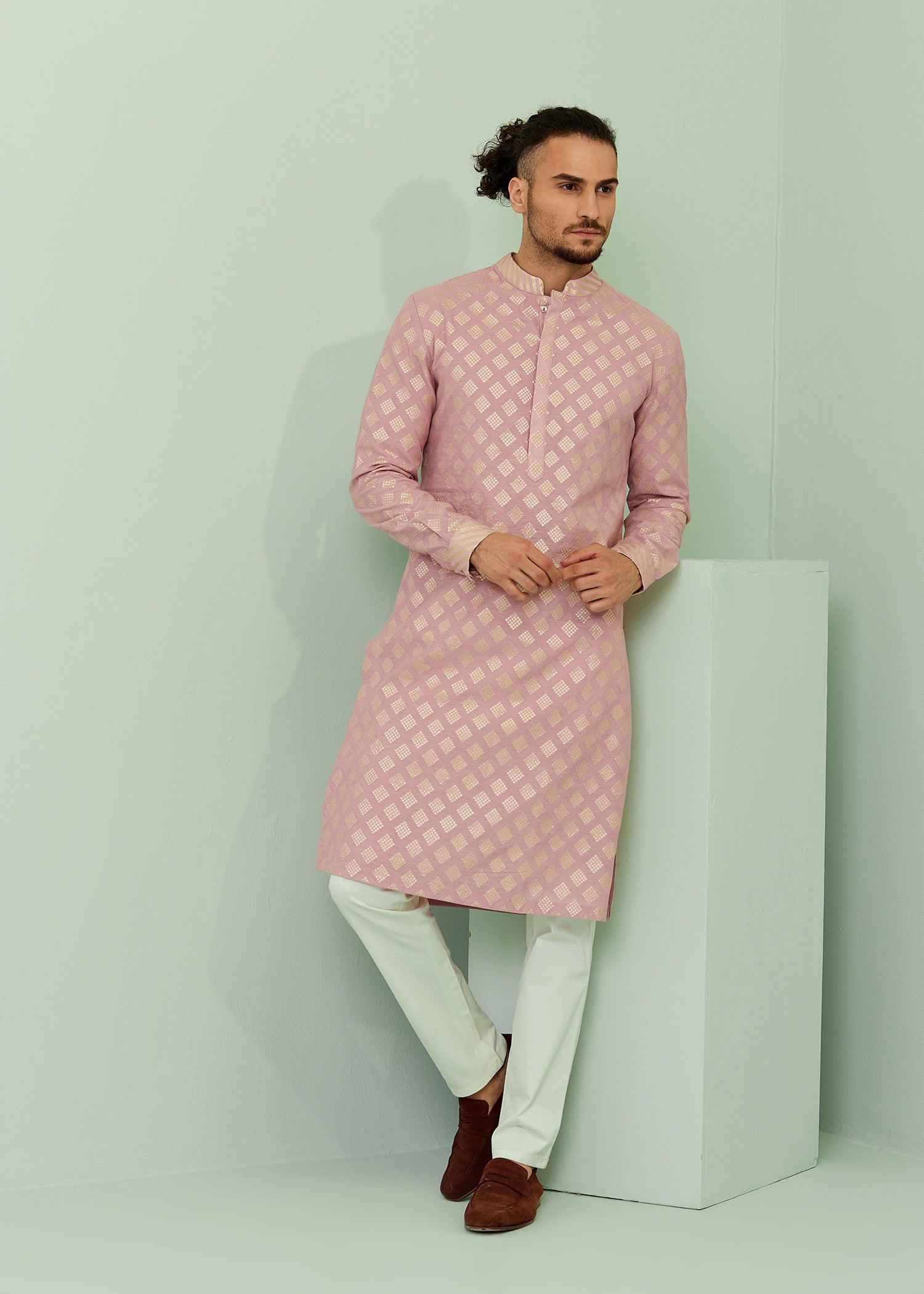 Diamond Booti Kurta in Lilac