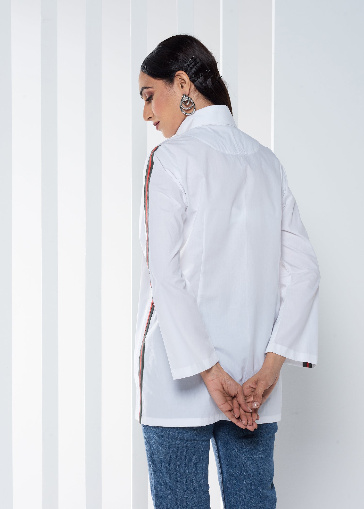 TEXTURED STRIP SHIRT