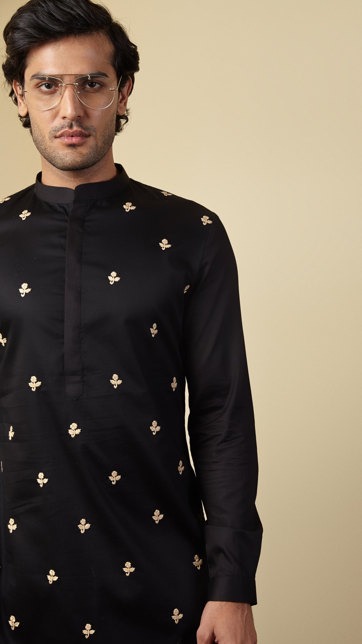 BLACK GLOW KURTA