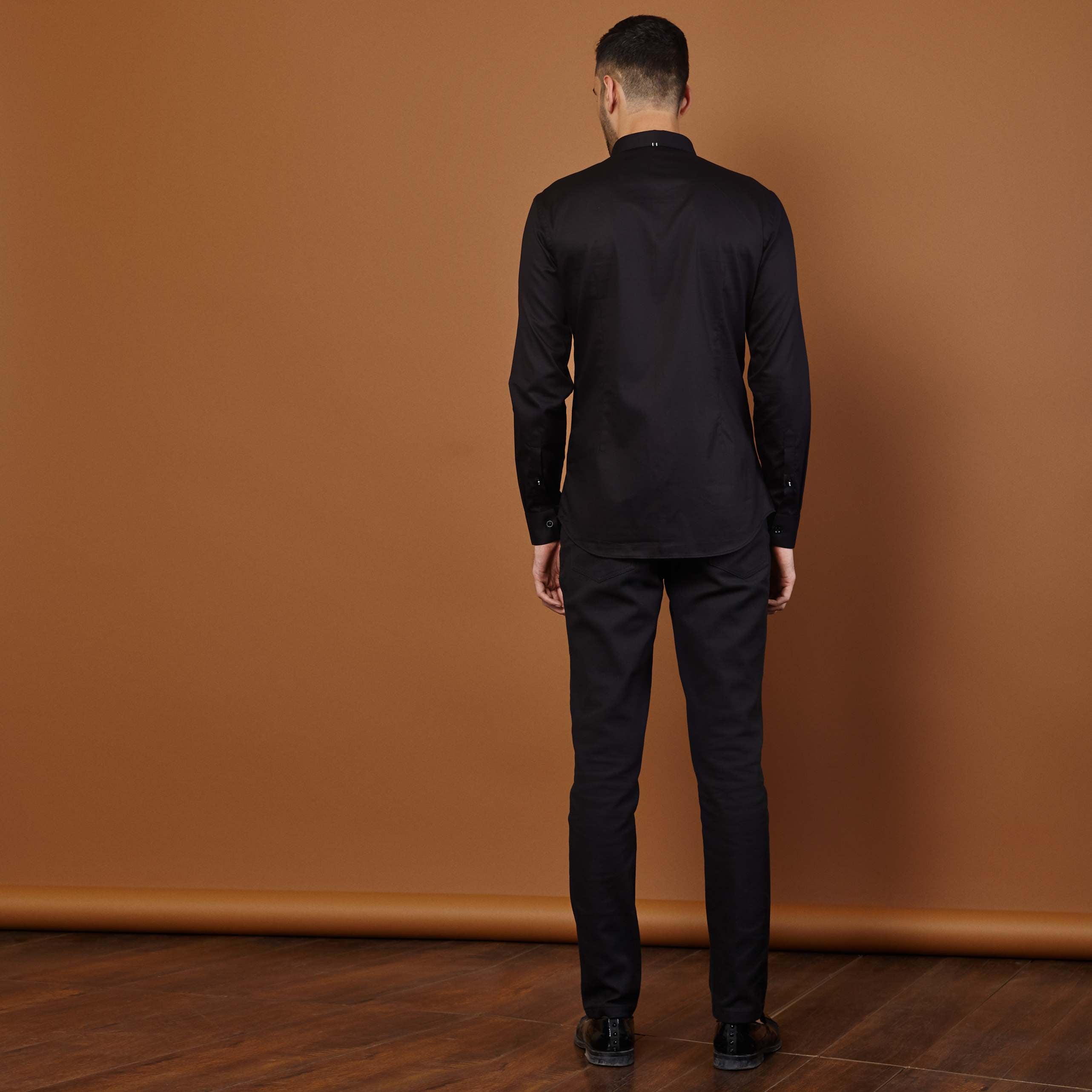 GRADIENT BLACK