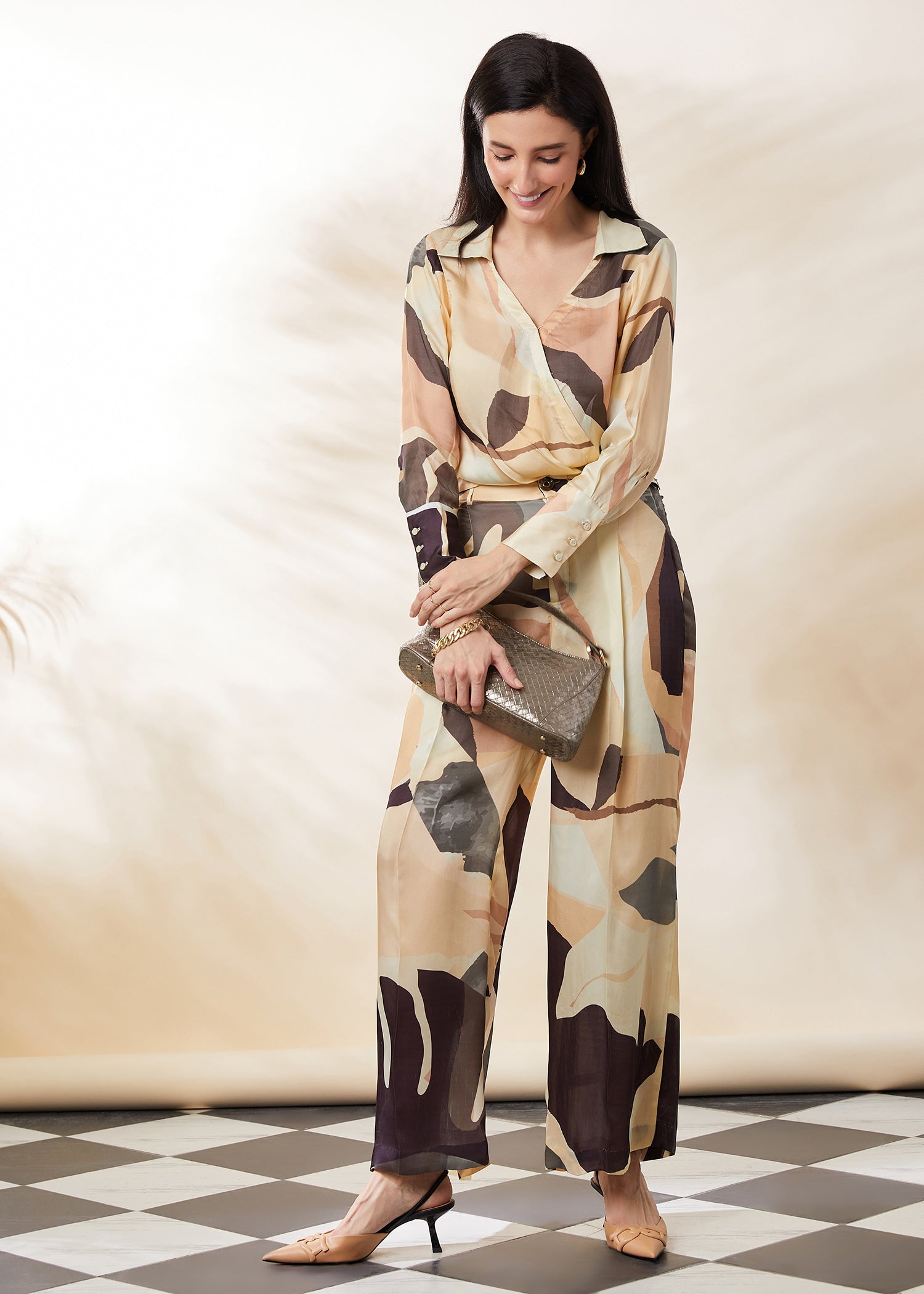 ABSTRACT CO-ORD UNO