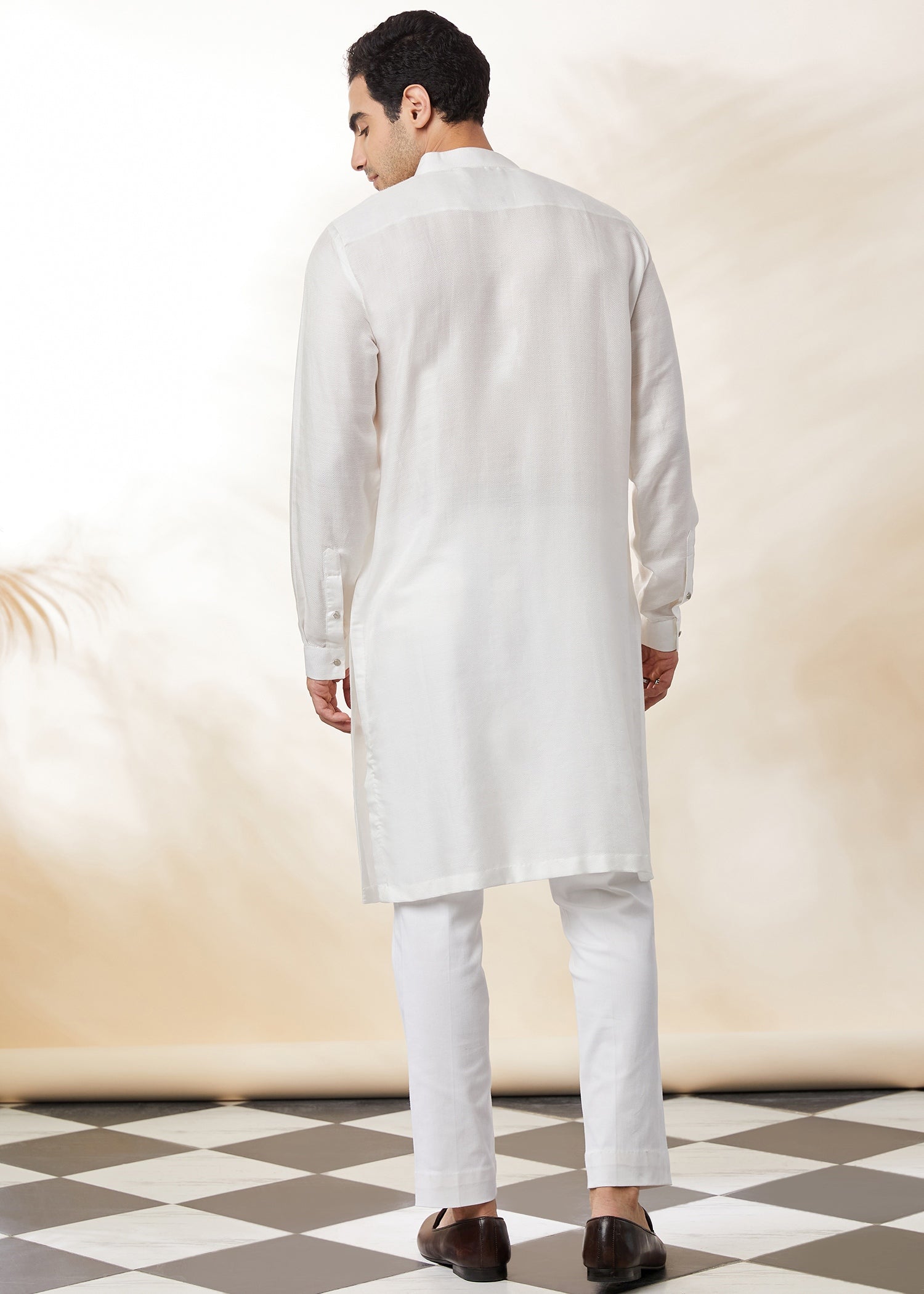 Ivory-white Embroidered Kurta