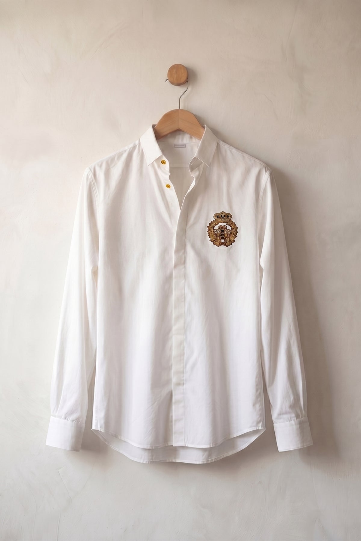 Abeille Crest