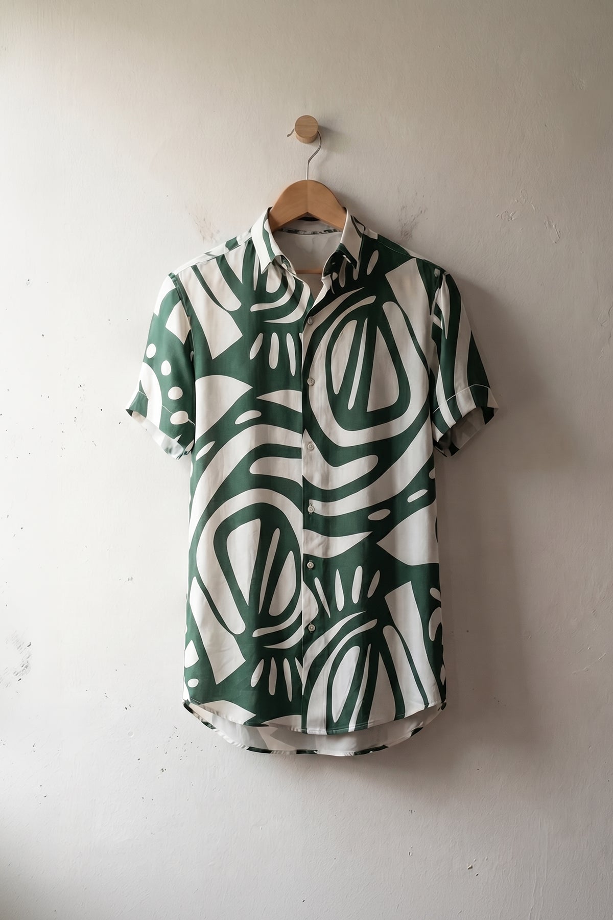 LEAFY Shirt