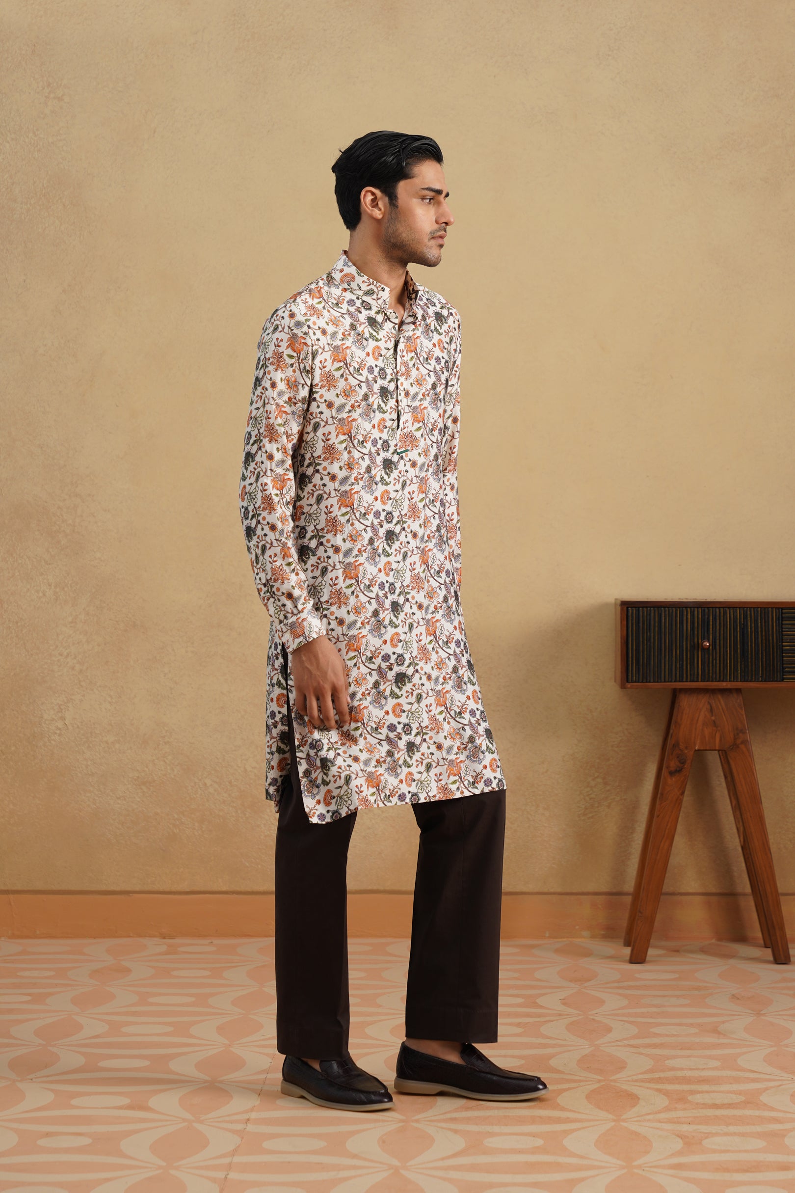 IVORY FLORAL CALM KURTA
