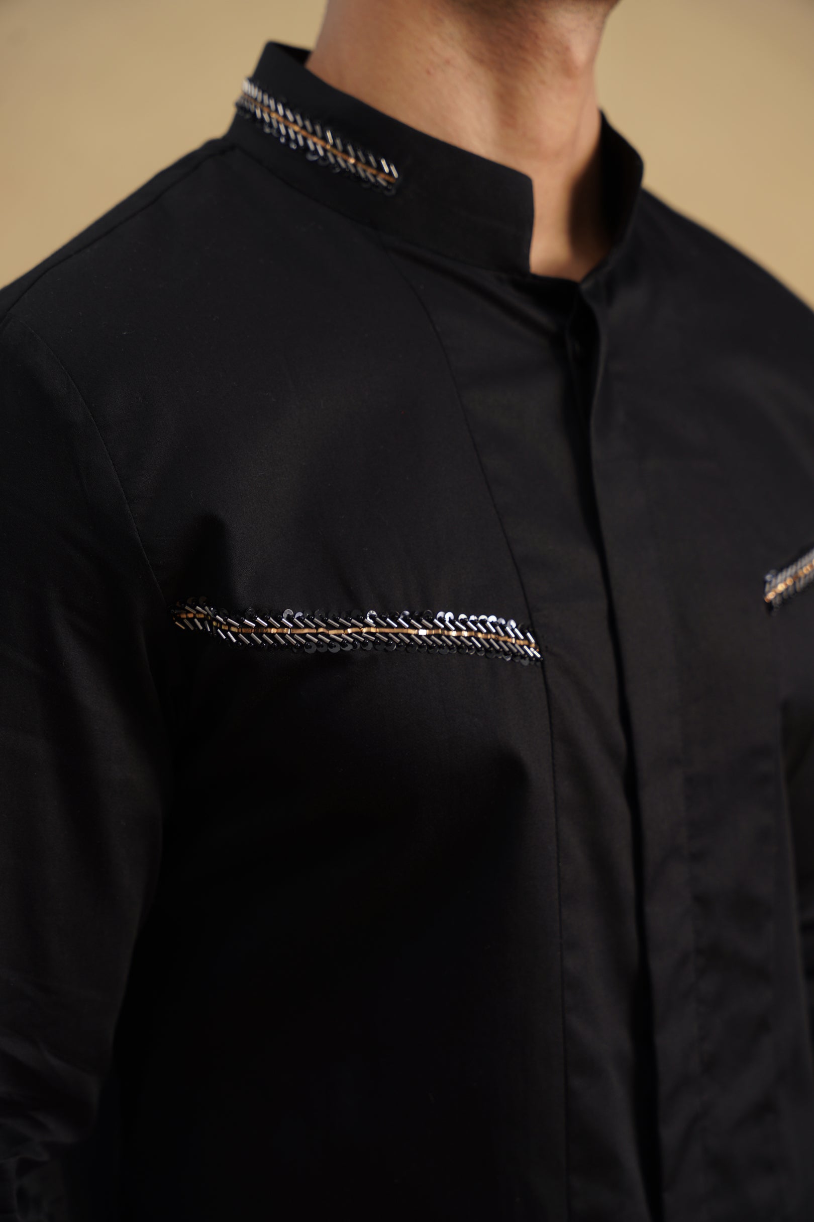 DUO BLK-EMB KURTA