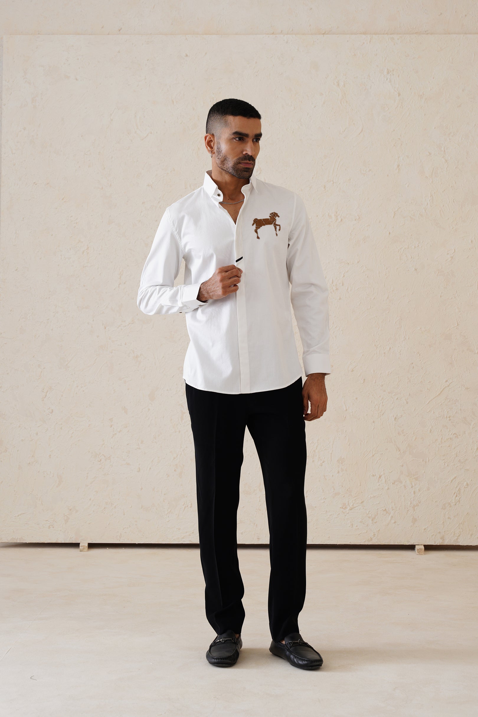 ASHWA WHITE