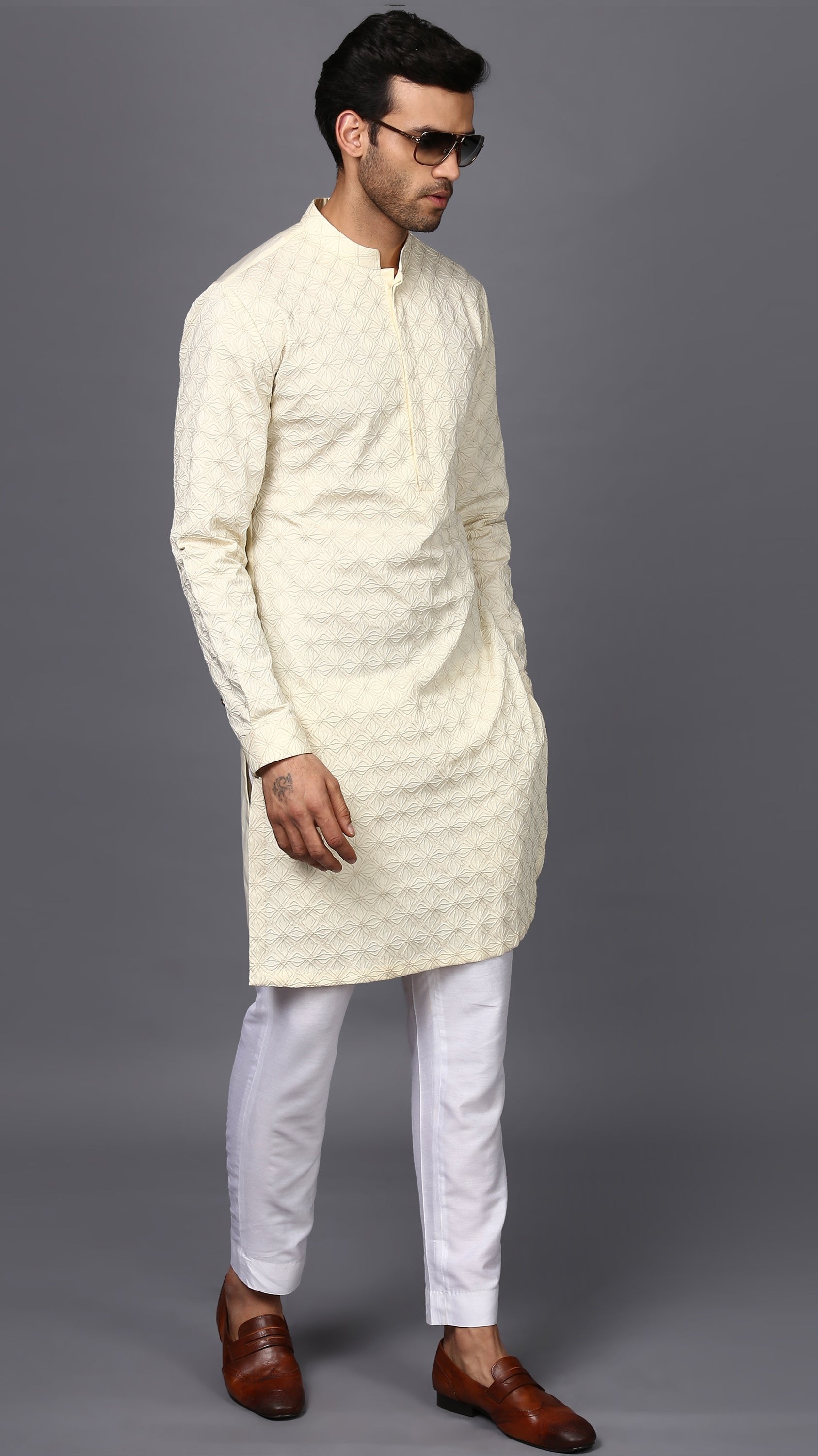 DOUBLE NEEDLE IVORY KURTA