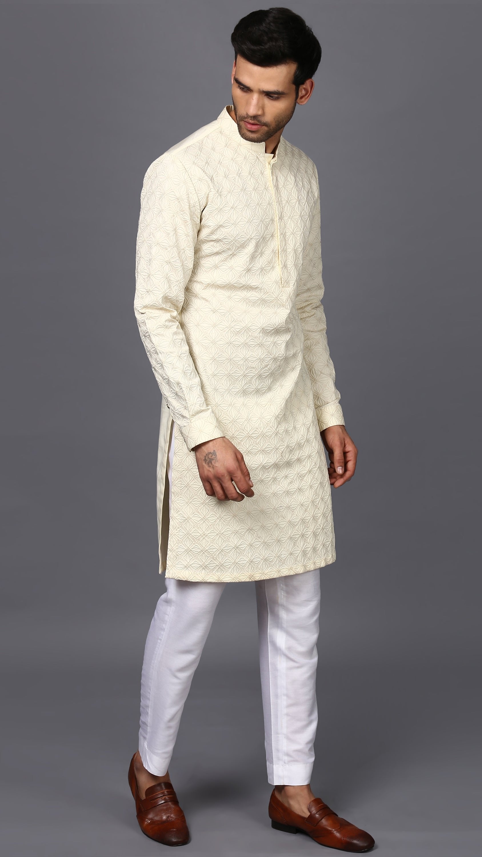 DOUBLE NEEDLE IVORY KURTA