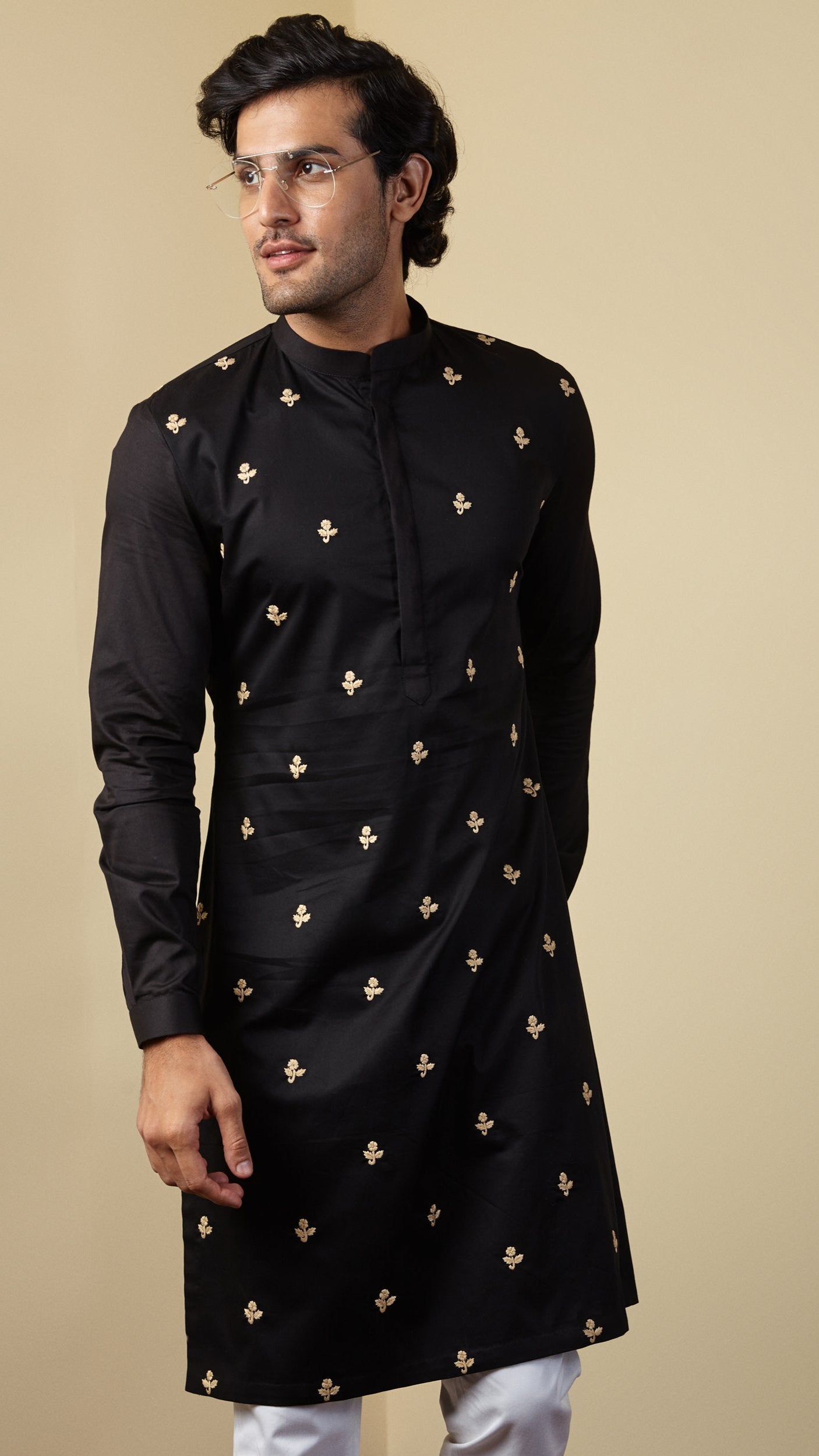 BLACK GLOW KURTA