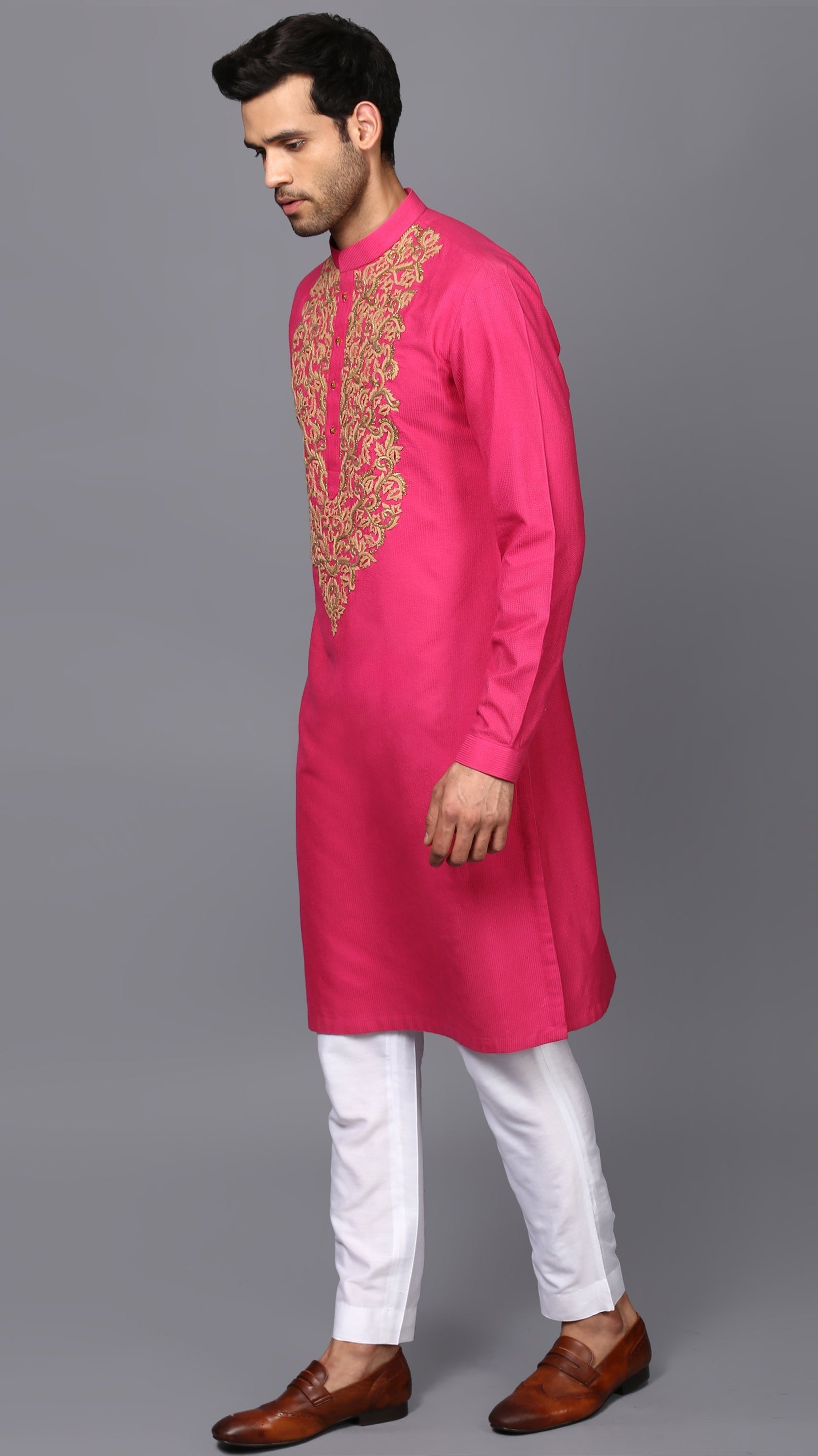 EMBROIDERED KURTA IN FUSHIA