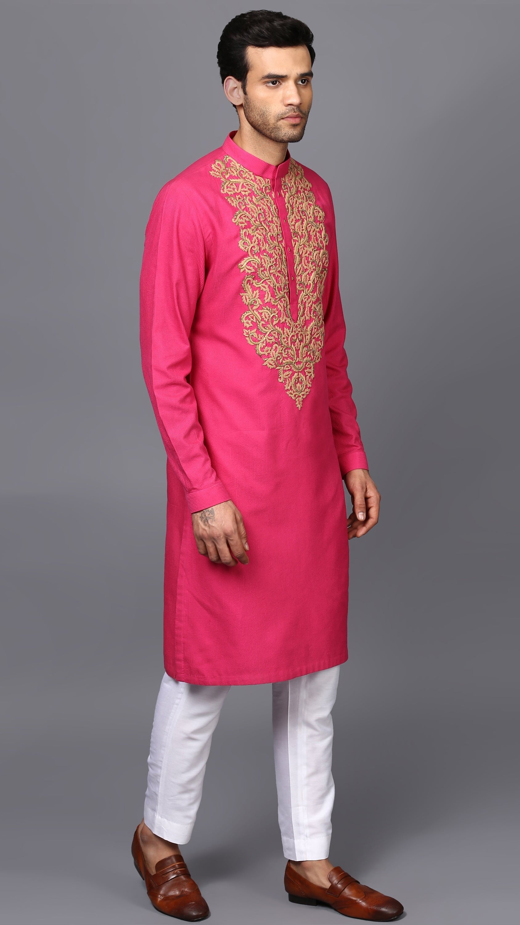 EMBROIDERED KURTA IN FUSHIA