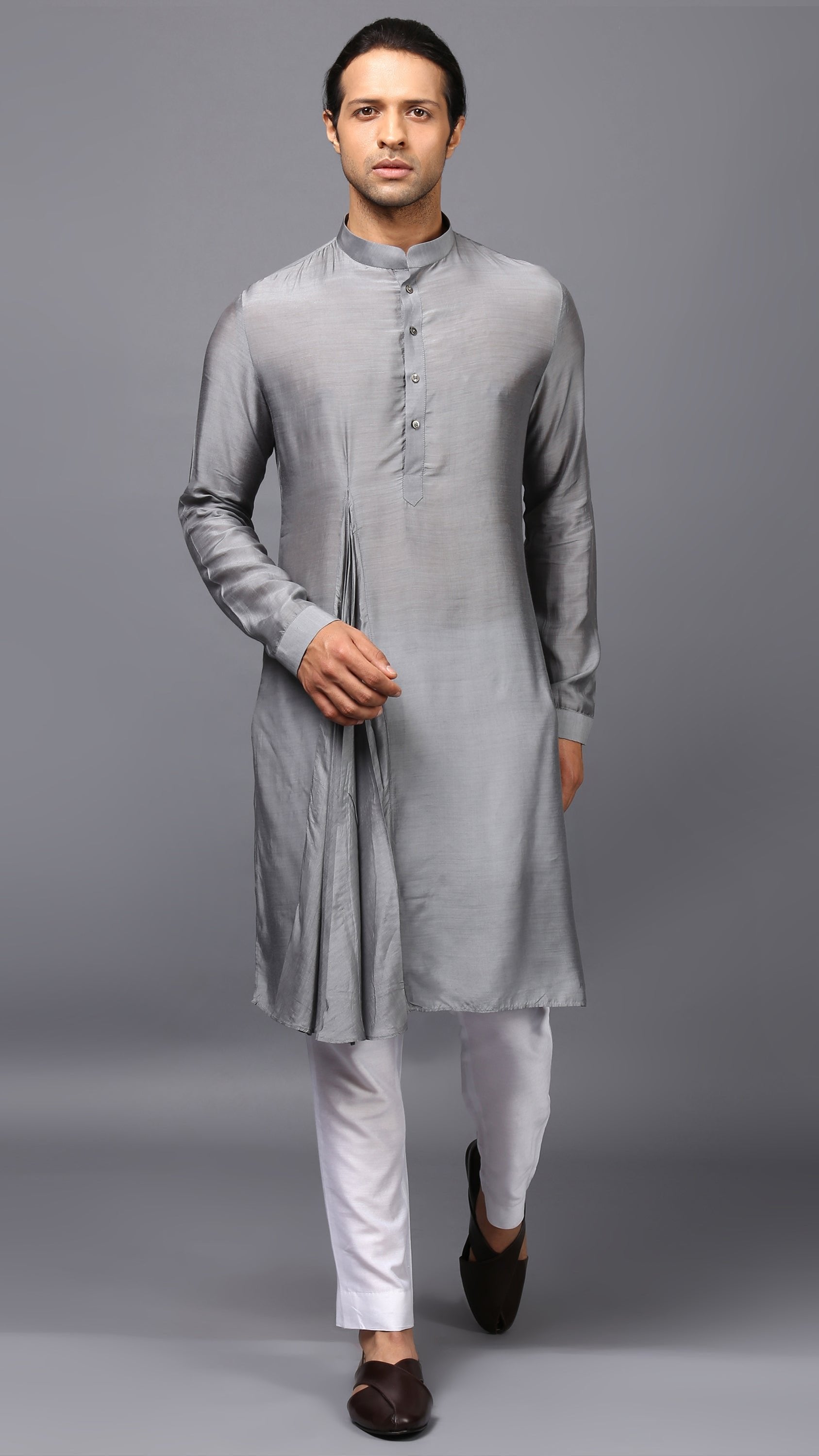 PLEATED DRAPE KURTA IN STEEL