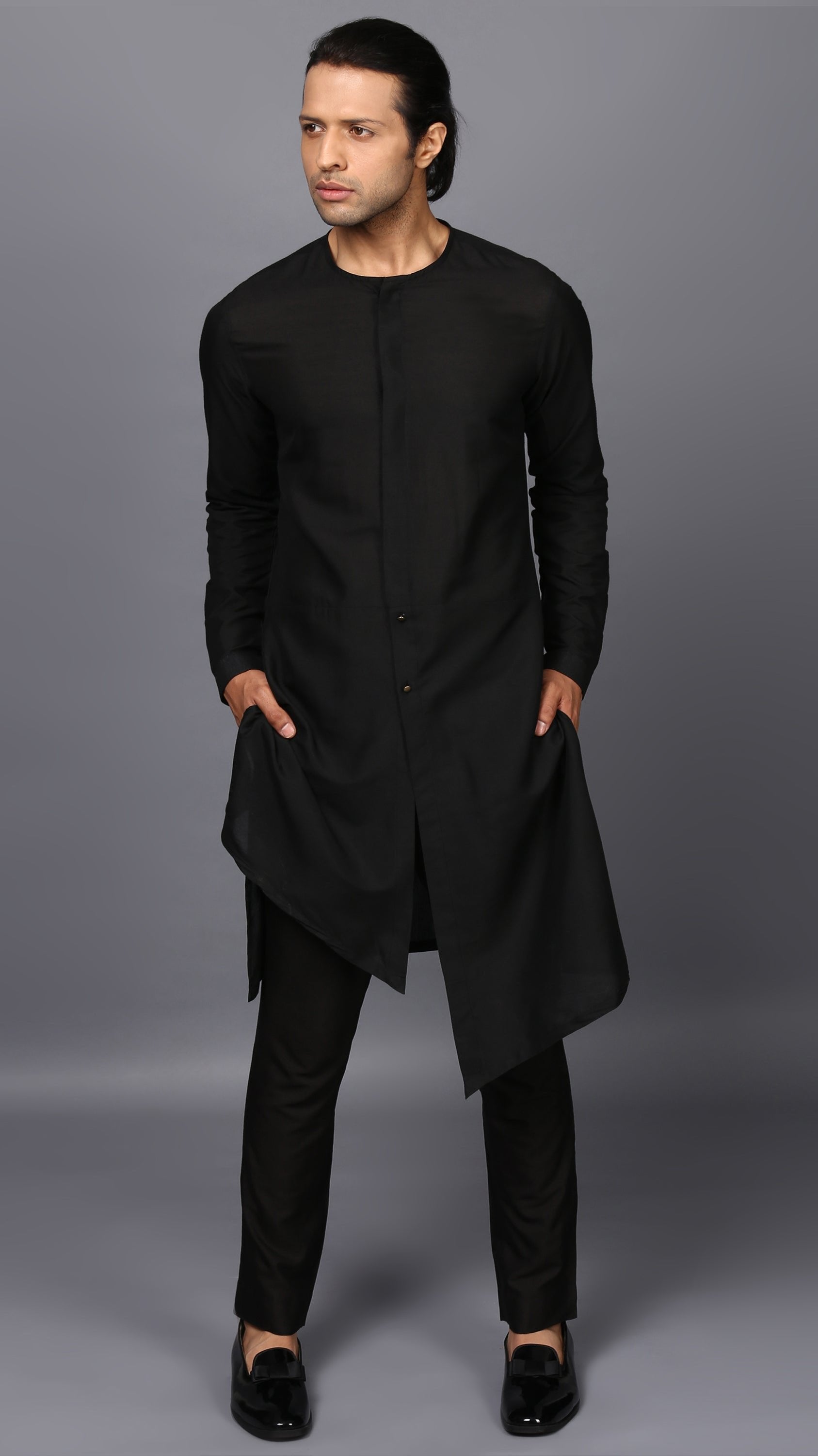 DECONSTRUCTED KURTA IN BLACK