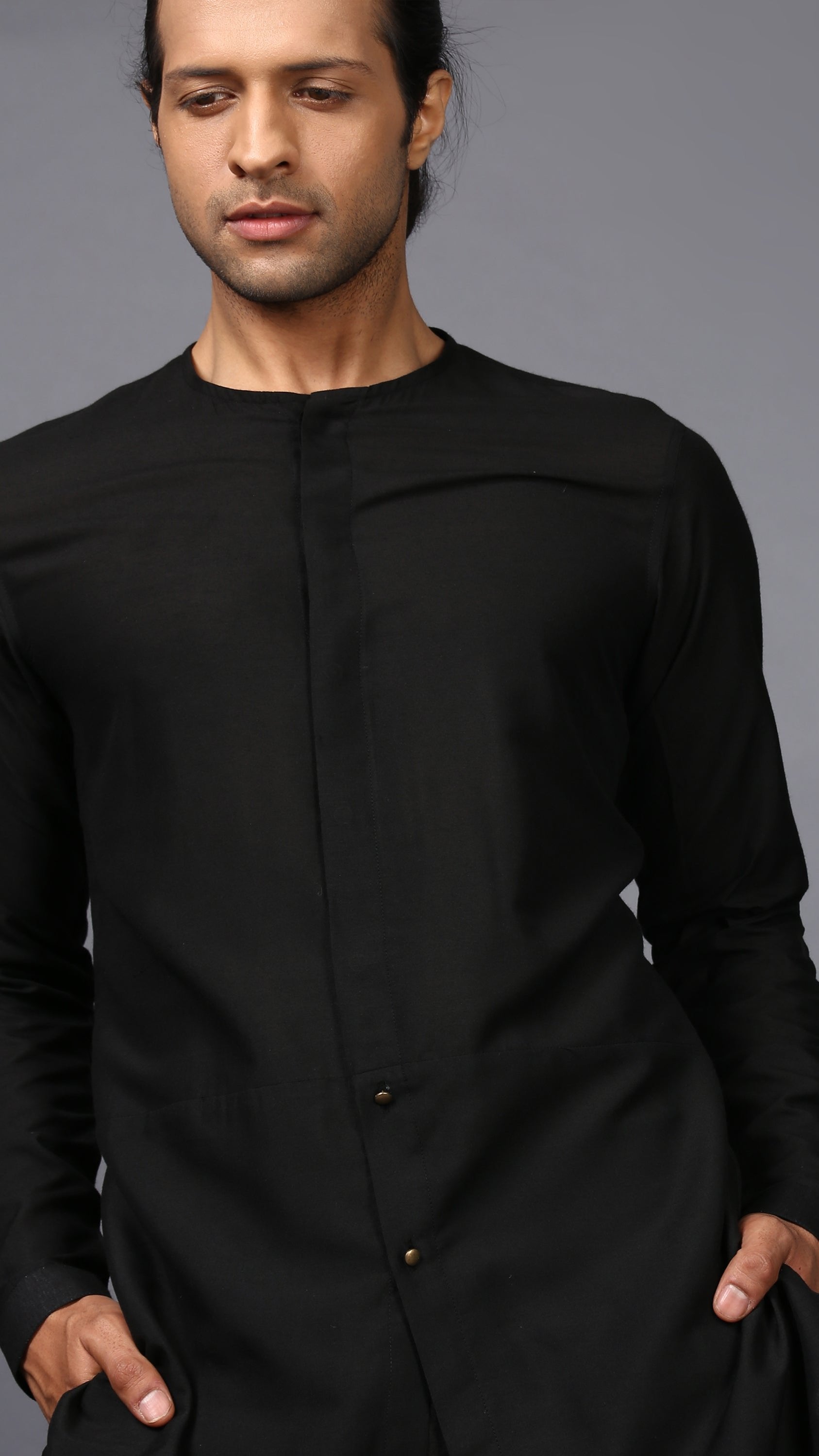 DECONSTRUCTED KURTA IN BLACK